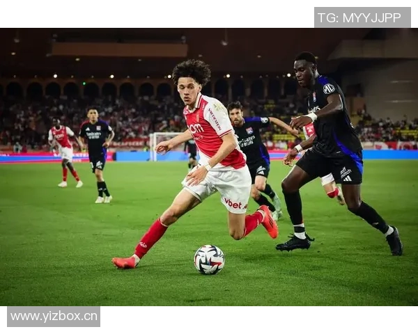 英超球队老板财富:分析英超球队老板的财富背景与经营模式。